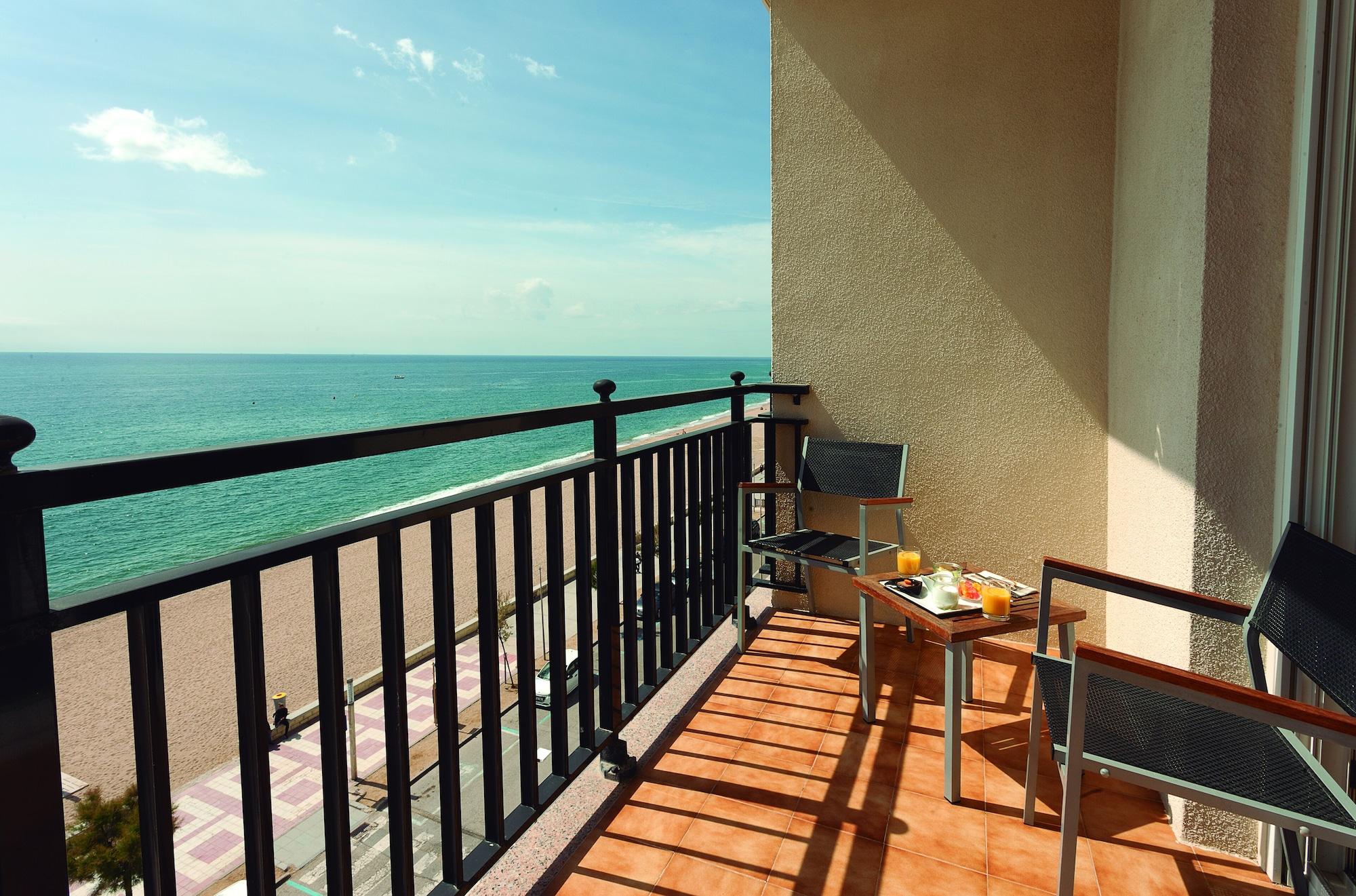 Hotel Horitzo By Pierre & Vacances Blanes Bagian luar foto
