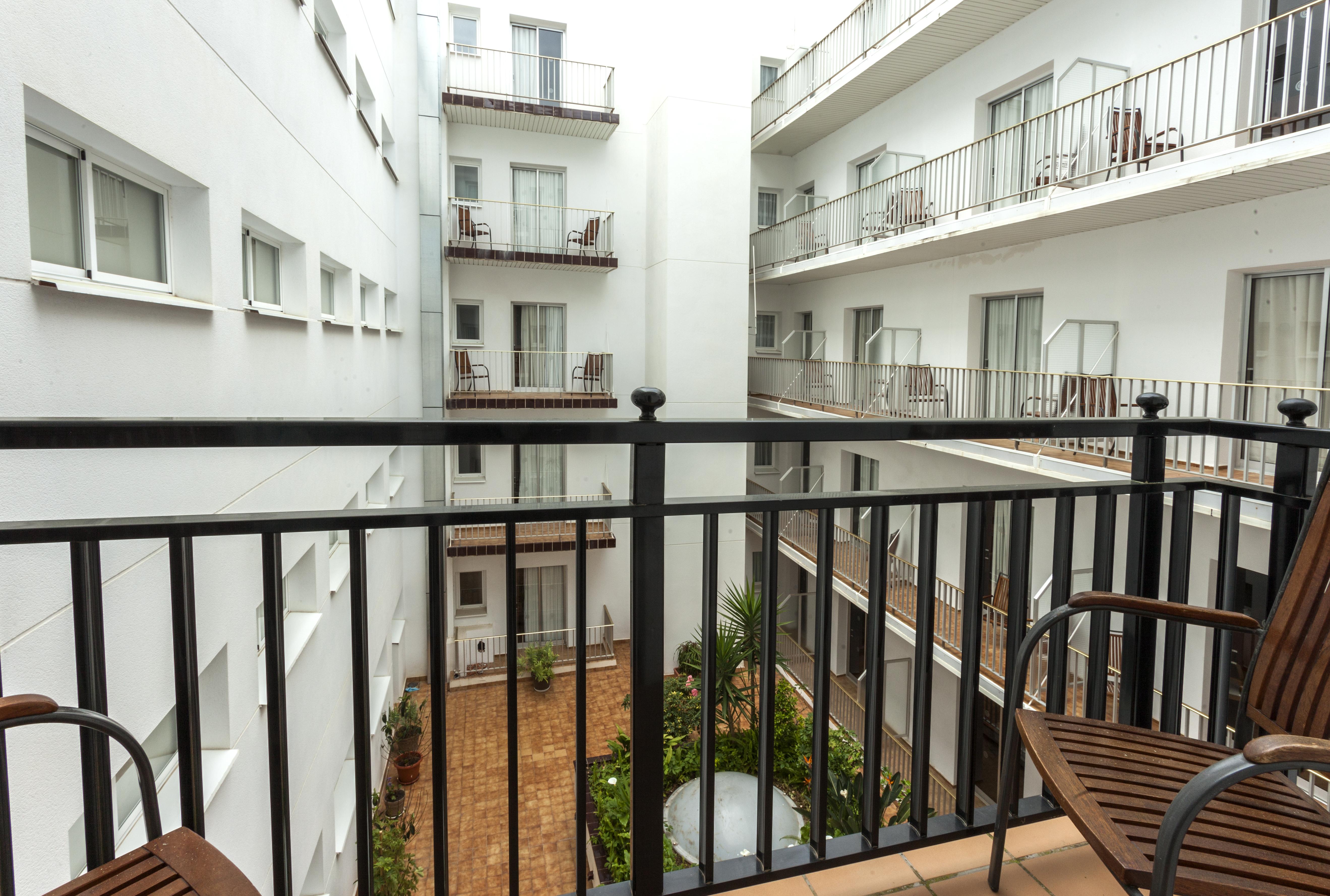 Hotel Horitzo By Pierre & Vacances Blanes Bagian luar foto