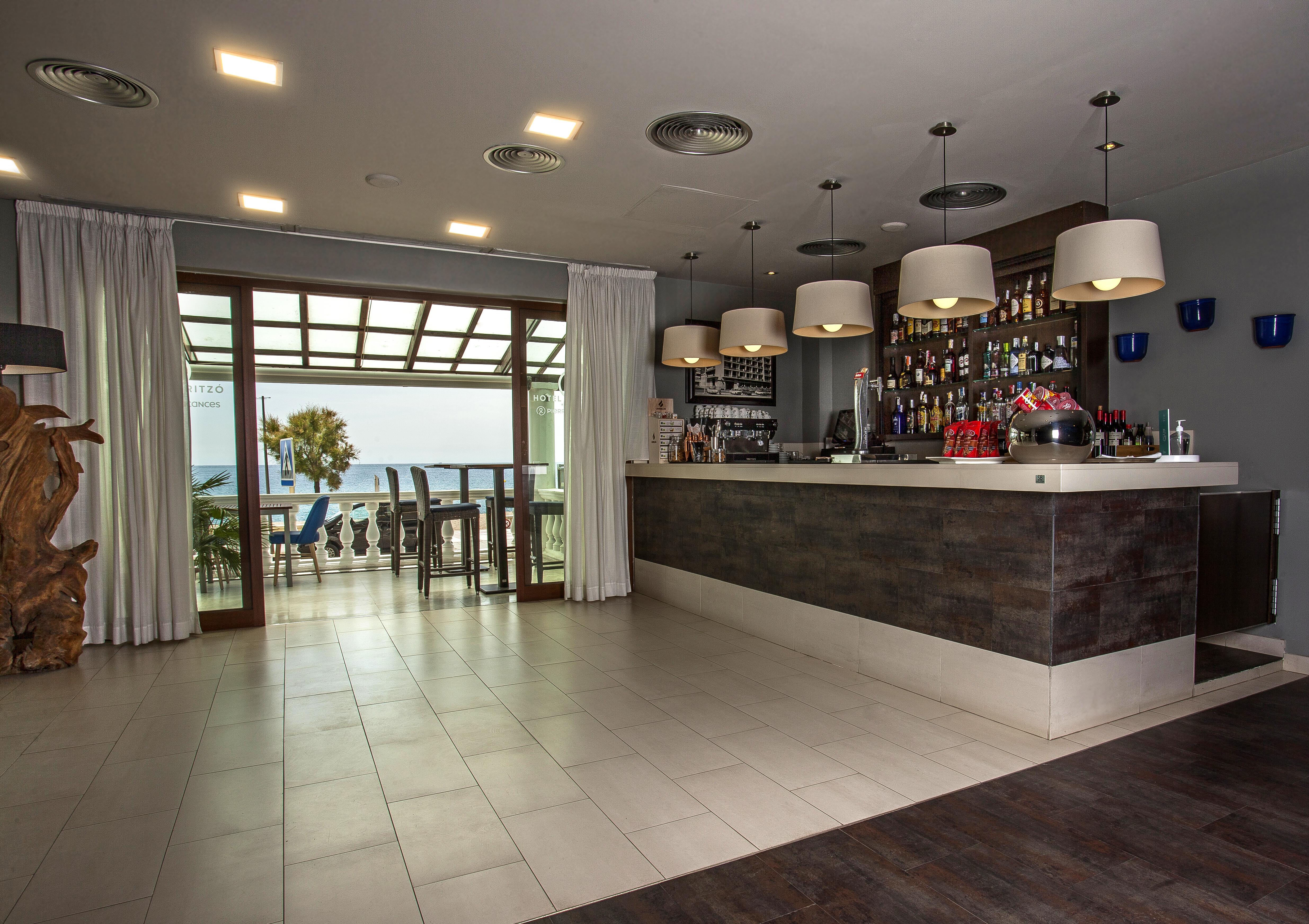 Hotel Horitzo By Pierre & Vacances Blanes Bagian luar foto