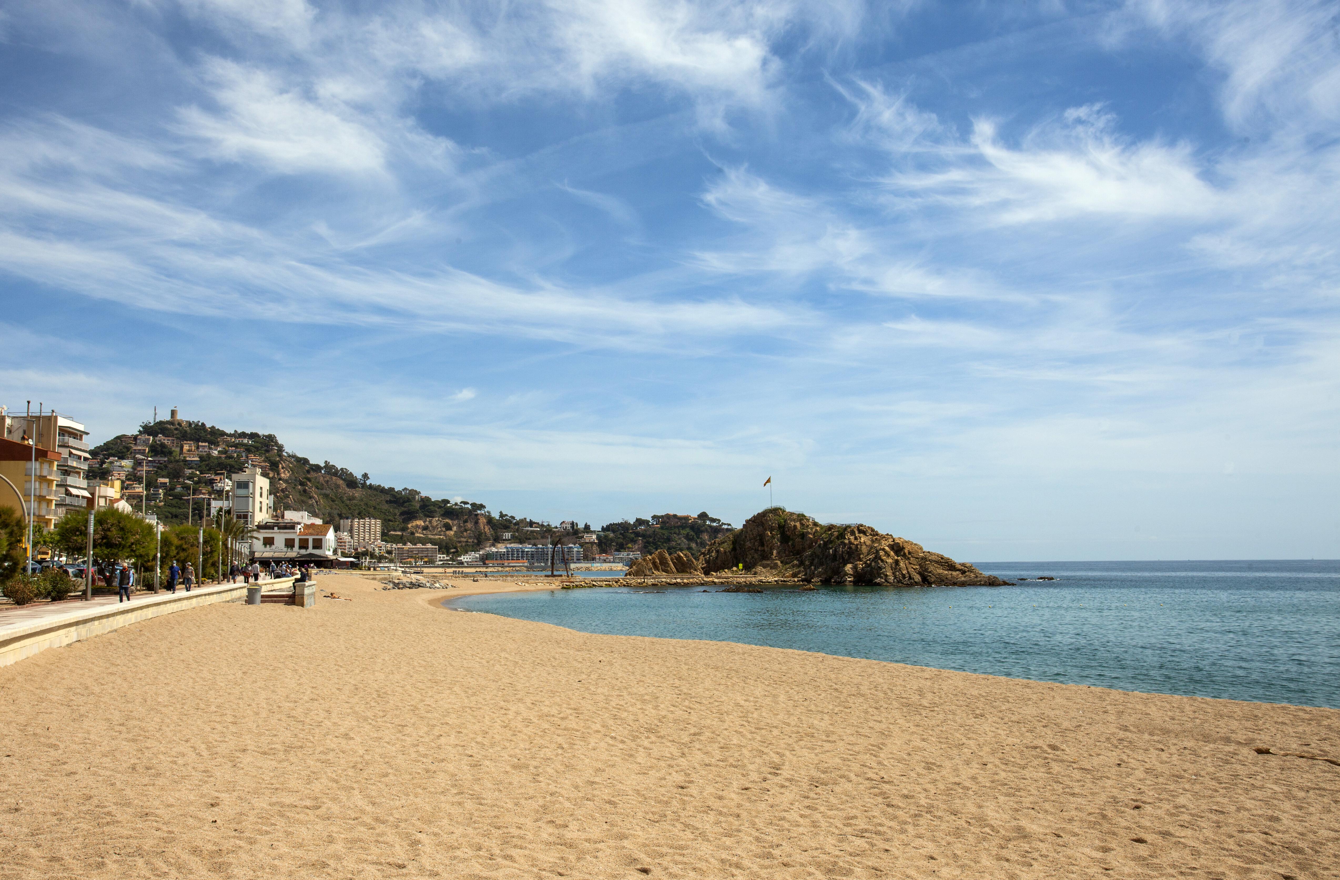 Hotel Horitzo By Pierre & Vacances Blanes Bagian luar foto